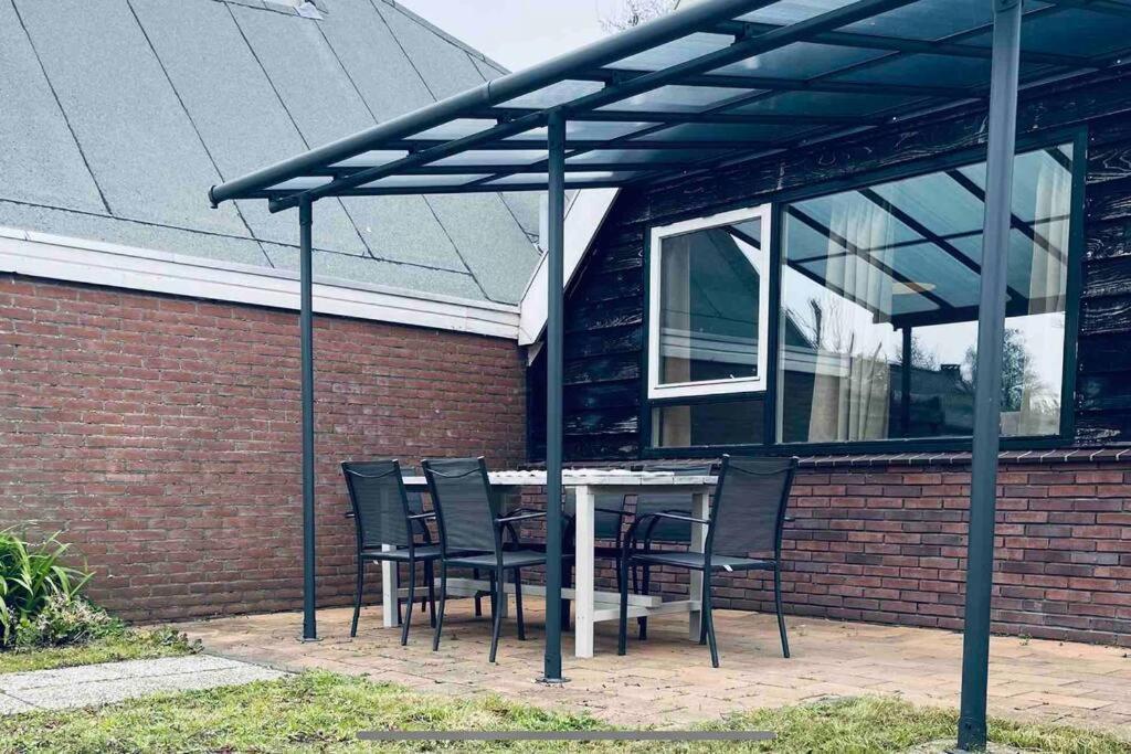 Leuke Bungalow In Noord-Holland Opmeer Ngoại thất bức ảnh