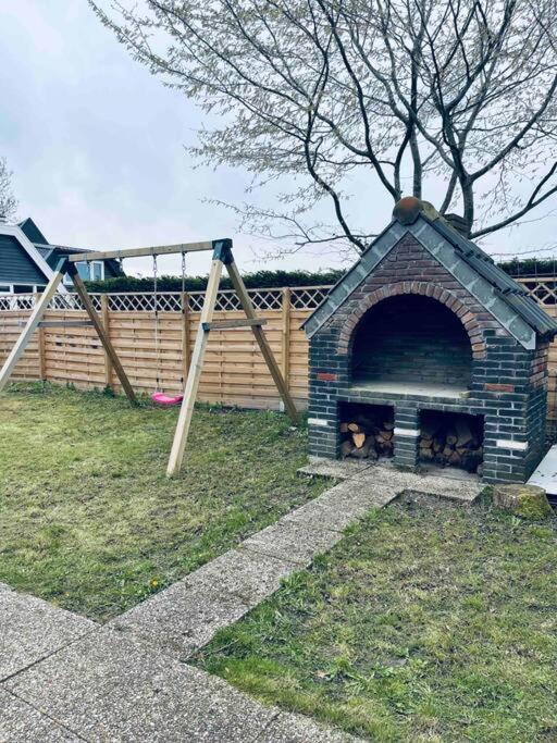 Leuke Bungalow In Noord-Holland Opmeer Ngoại thất bức ảnh